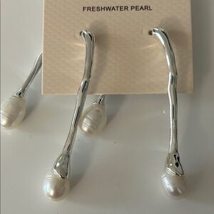 Silver Freshwater Pearl Earrings